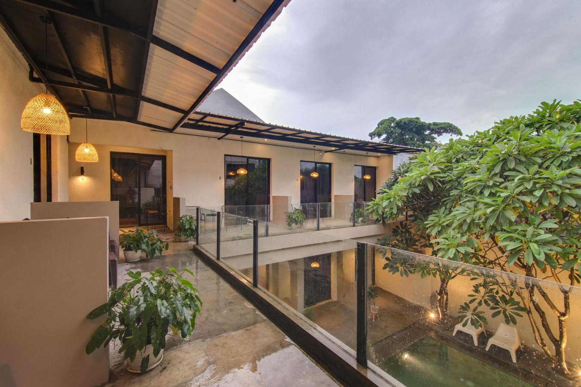 Escotel Casa De Luga Yakarta Exterior foto